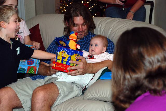 2008/12(Dec)/06(Christmas Eve-Here)/640x480_2008-12-24-51.JPG